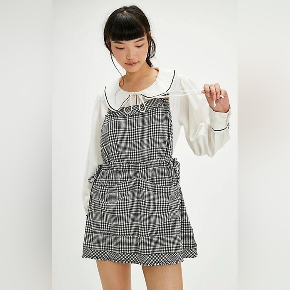FREE PEOPLE CHRISSIE SKIRTALL MINI OVERALL DRESS PLAID XS FESTIVAL ANTHRO ASOS - Picture 1 of 11